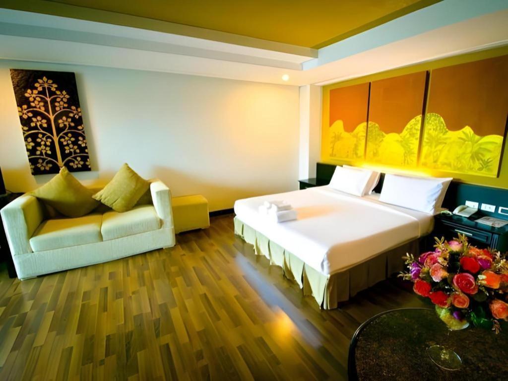 The Heritage Sathorn Suite Hotel Bangkok Exterior foto