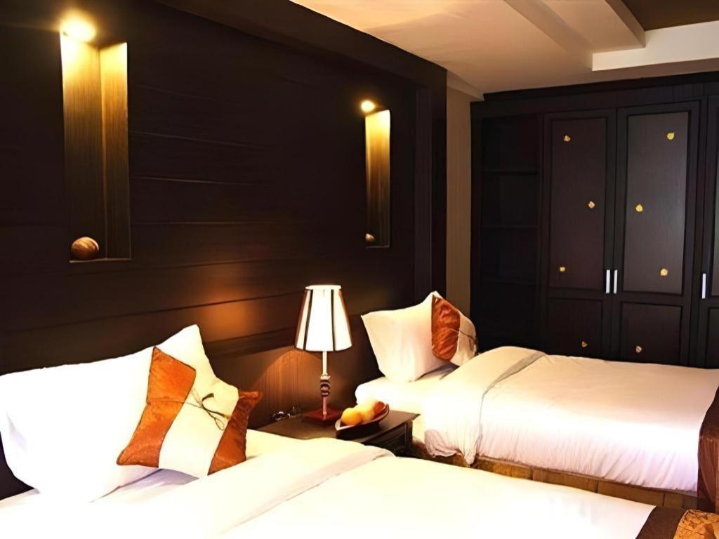 The Heritage Sathorn Suite Hotel Bangkok Exterior foto